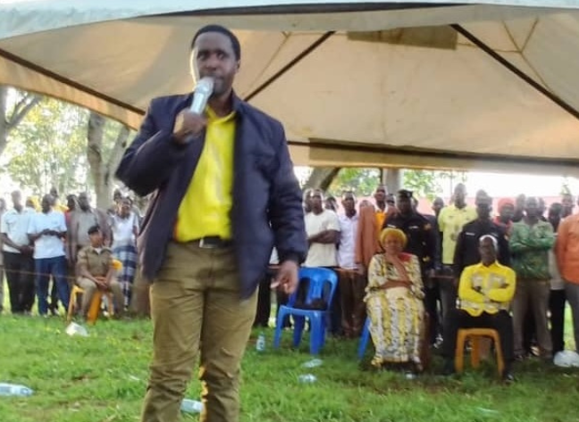 Otafiire+amongi+return+to+oyam+with+your+expired+politics.+dont+smuggle+ 20250526 141359 0000