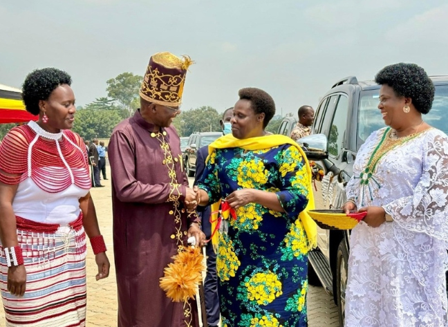 Otafiire+amongi+return+to+oyam+with+your+expired+politics.+dont+smuggle+ 20250716 160434 0000