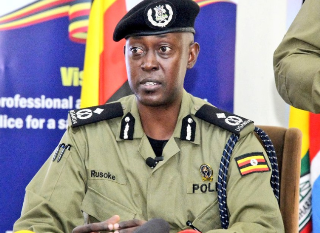 Otafiire+amongi+return+to+oyam+with+your+expired+politics.+dont+smuggle+ 20250721 162932 0000