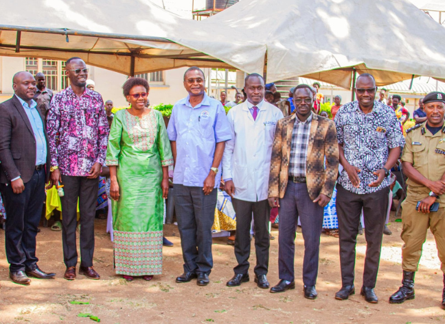 Otafiire+amongi+return+to+oyam+with+your+expired+politics.+dont+smuggle+ 20250802 032230 0000