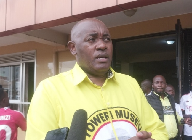 Otafiire+amongi+return+to+oyam+with+your+expired+politics.+dont+smuggle+ 20250817 161002 0000