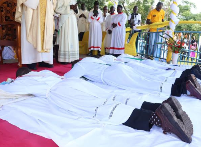 Otafiire+amongi+return+to+oyam+with+your+expired+politics.+dont+smuggle+ 20250903 114907 0000