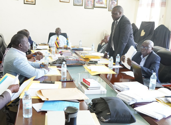 Otafiire+amongi+return+to+oyam+with+your+expired+politics.+dont+smuggle+ 20251015 002631 0000