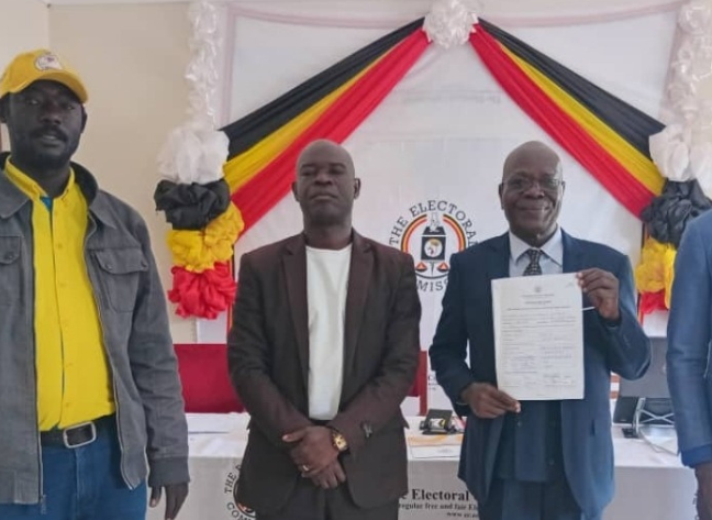 Otafiire+amongi+return+to+oyam+with+your+expired+politics.+dont+smuggle+ 20251023 150413 0000