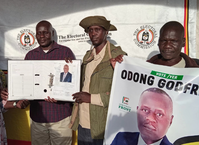 Otafiire+amongi+return+to+oyam+with+your+expired+politics.+dont+smuggle+ 20251025 143014 0000