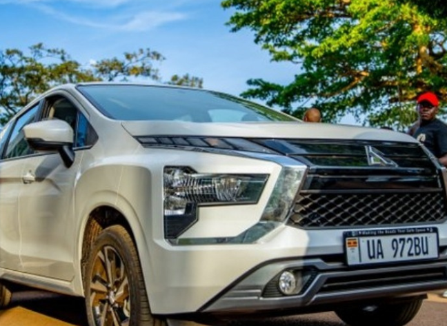 Otafiire+Amongi+return+to+Oyam+with+your+expired+politics.+Dont+smuggle+ 20251108 100406