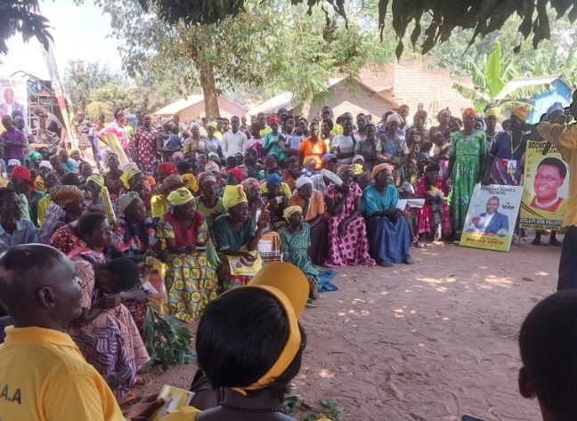 Otafiire+Amongi+return+to+Oyam+with+your+expired+politics.+Dont+smuggle+ 20251121 101245