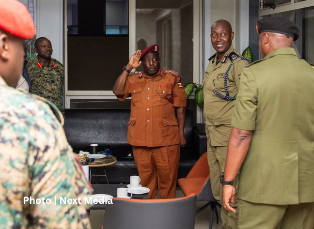 Otafiire+Amongi+return+to+Oyam+with+your+expired+politics.+Dont+smuggle+ 20260112 085505