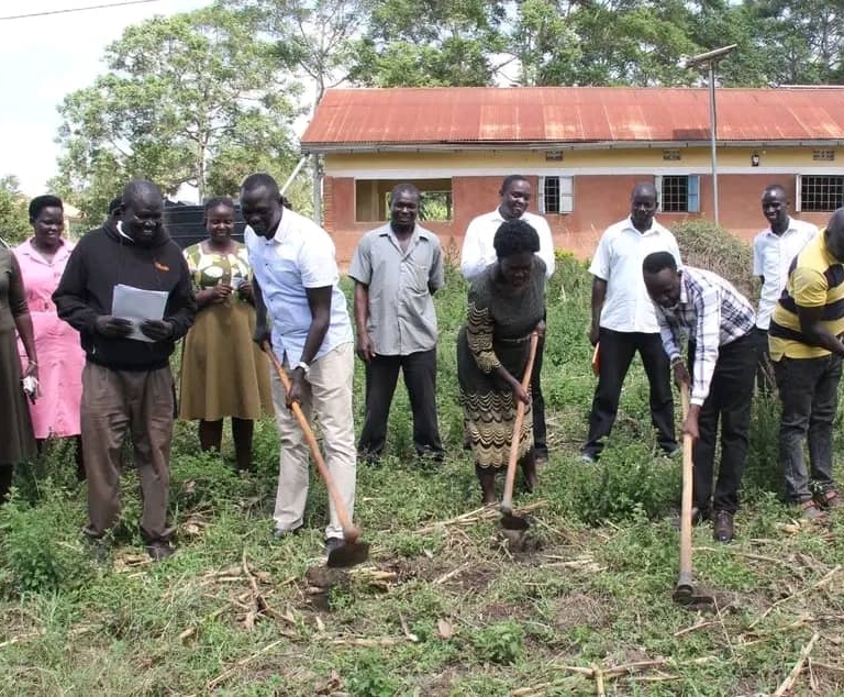 Image editor output image533370336