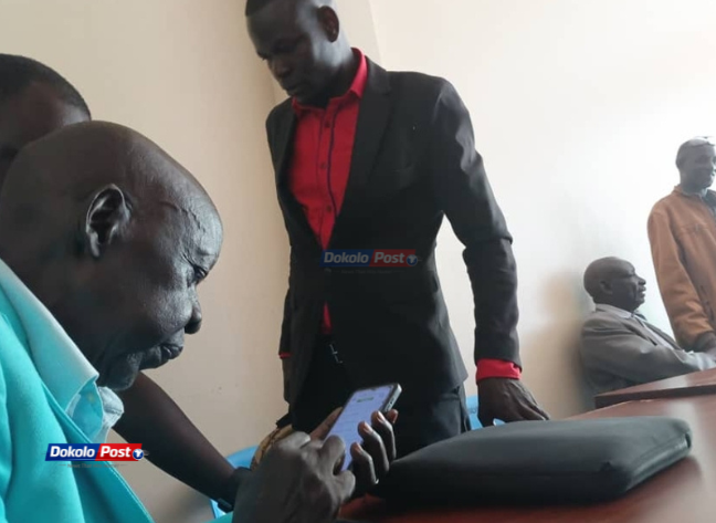 Otafiire+Amongi+return+to+Oyam+with+your+expired+politics.+Dont+smuggle+ 20260328 152131