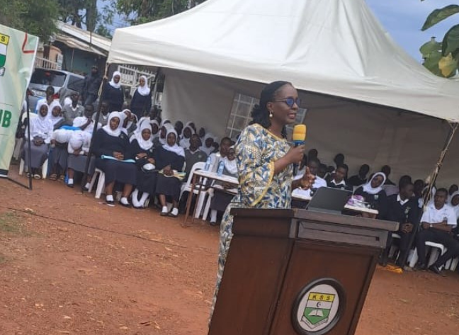 Otafiire+Amongi+return+to+Oyam+with+your+expired+politics.+Dont+smuggle+ 20260414 152727