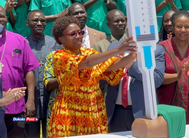 Otafiire+Amongi+return+to+Oyam+with+your+expired+politics.+Dont+smuggle+ 20260417 164819