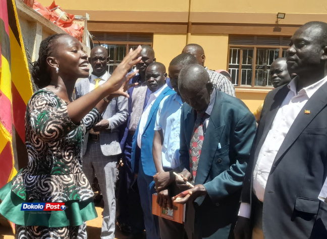 Otafiire+Amongi+return+to+Oyam+with+your+expired+politics.+Dont+smuggle+ 20260612 180103