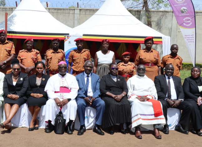 Otafiire+amongi+return+to+oyam+with+your+expired+politics.+dont+smuggle+ 20251016 094540 0000