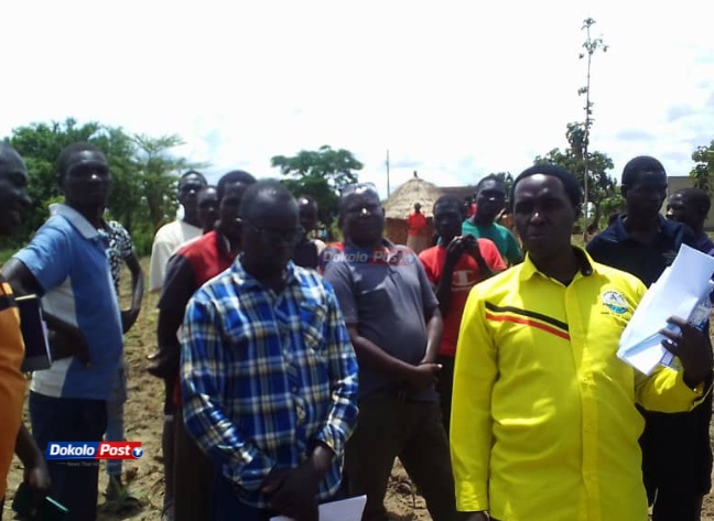 Otafiire+Amongi+return+to+Oyam+with+your+expired+politics.+Dont+smuggle+ 20260327 194358