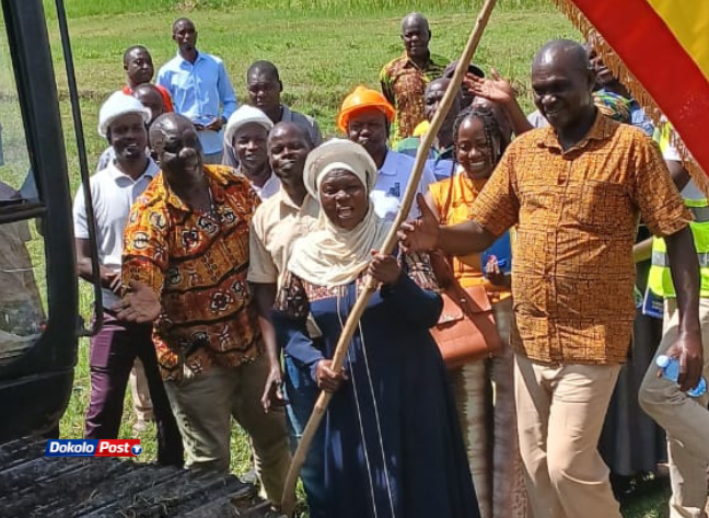 Otafiire+Amongi+return+to+Oyam+with+your+expired+politics.+Dont+smuggle+ 20260519 083839